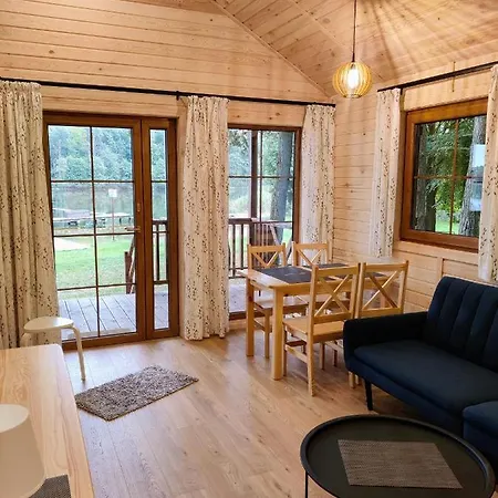 Kujanki - Z Widokiem Na Jezioro