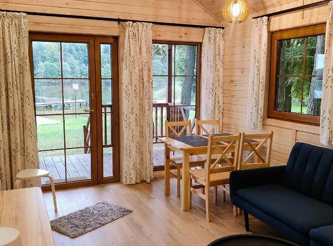 Kujanki - Z Widokiem Na Jezioro