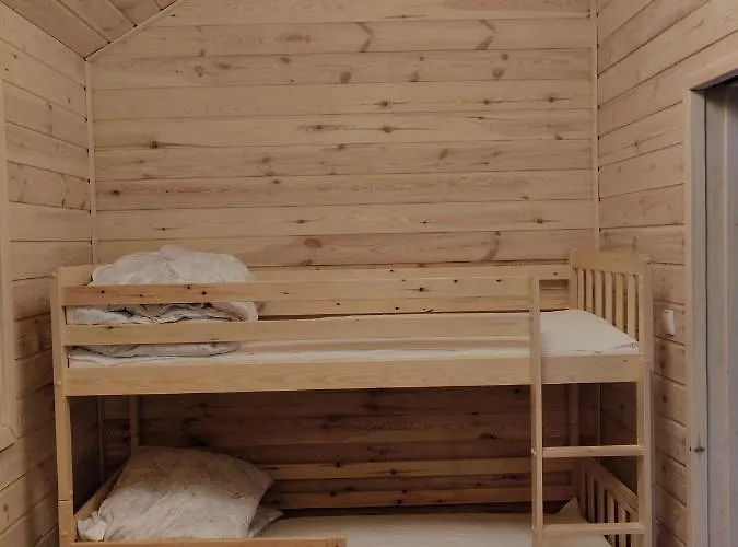 Kujanki - Z Widokiem Na Jezioro Zakrzewo (Zlotow)